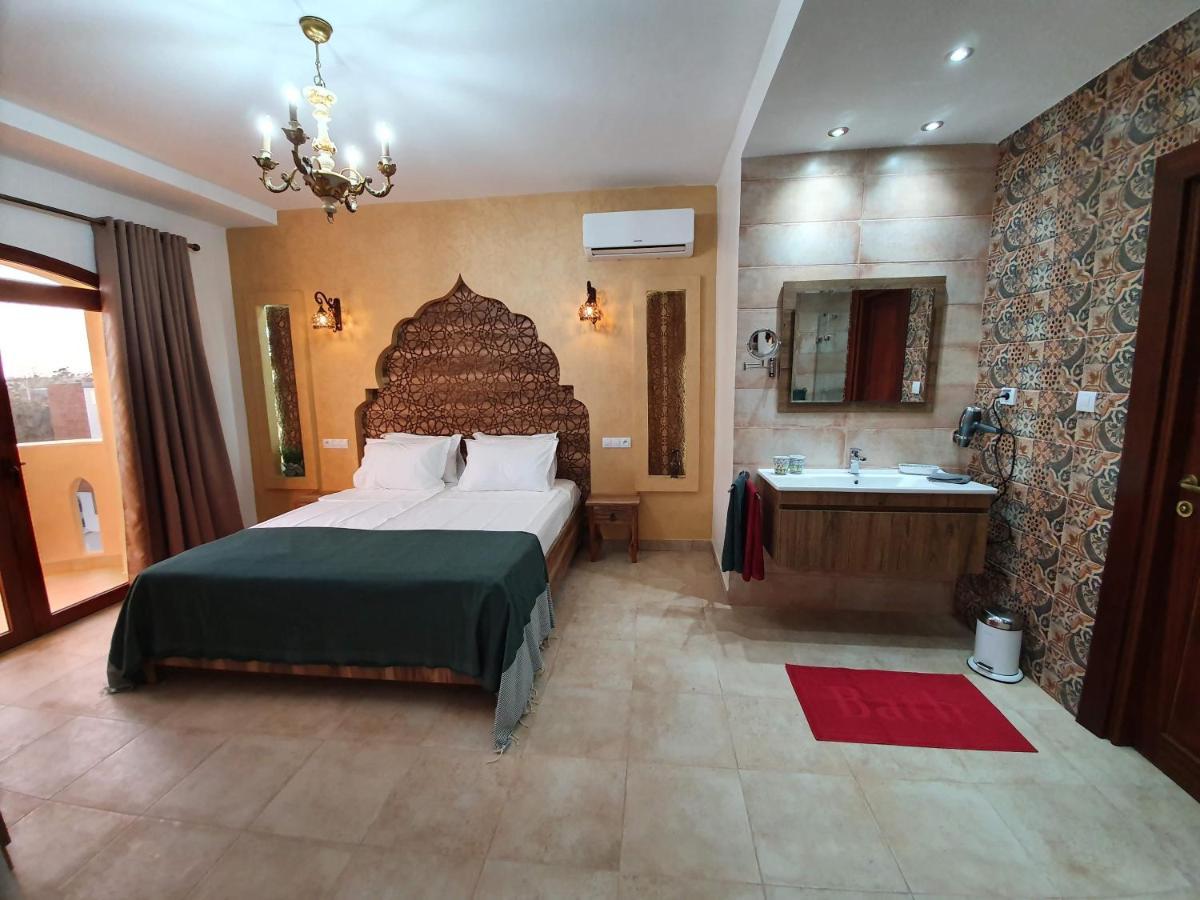 Mahdia - Baghdadi - Laourient Apartments, Restaurant, Cafe Номер фото