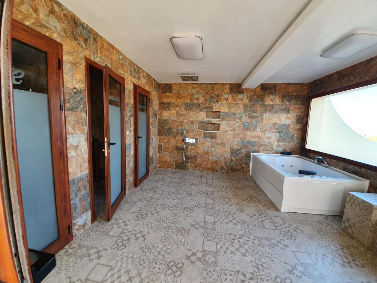 Mahdia - Baghdadi - Laourient Apartments, Restaurant, Cafe Екстер'єр фото