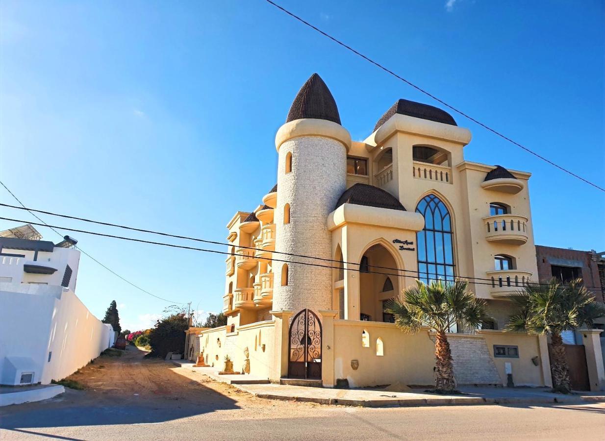 Mahdia - Baghdadi - Laourient Apartments, Restaurant, Cafe Екстер'єр фото
