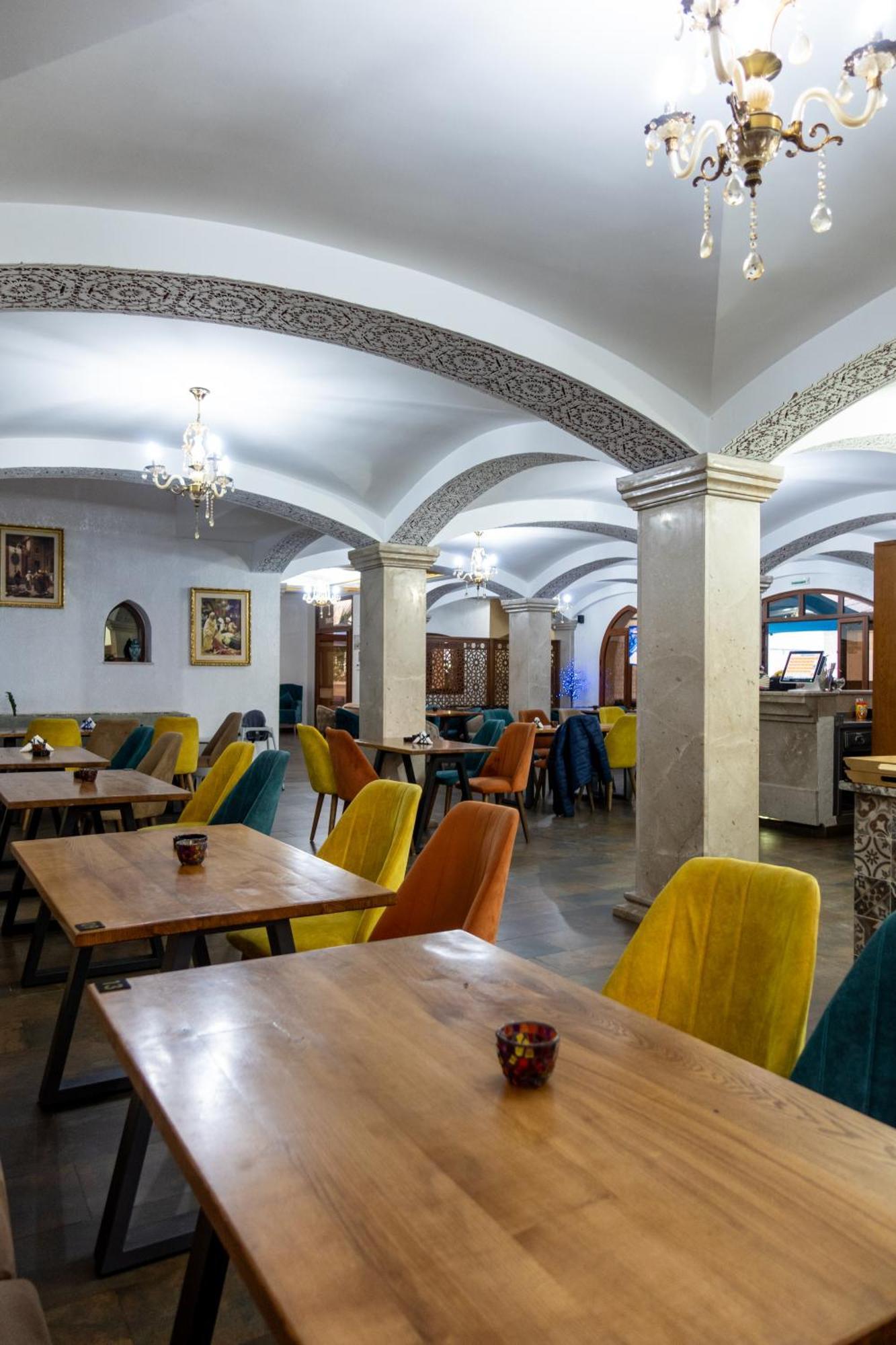 Mahdia - Baghdadi - Laourient Apartments, Restaurant, Cafe Екстер'єр фото