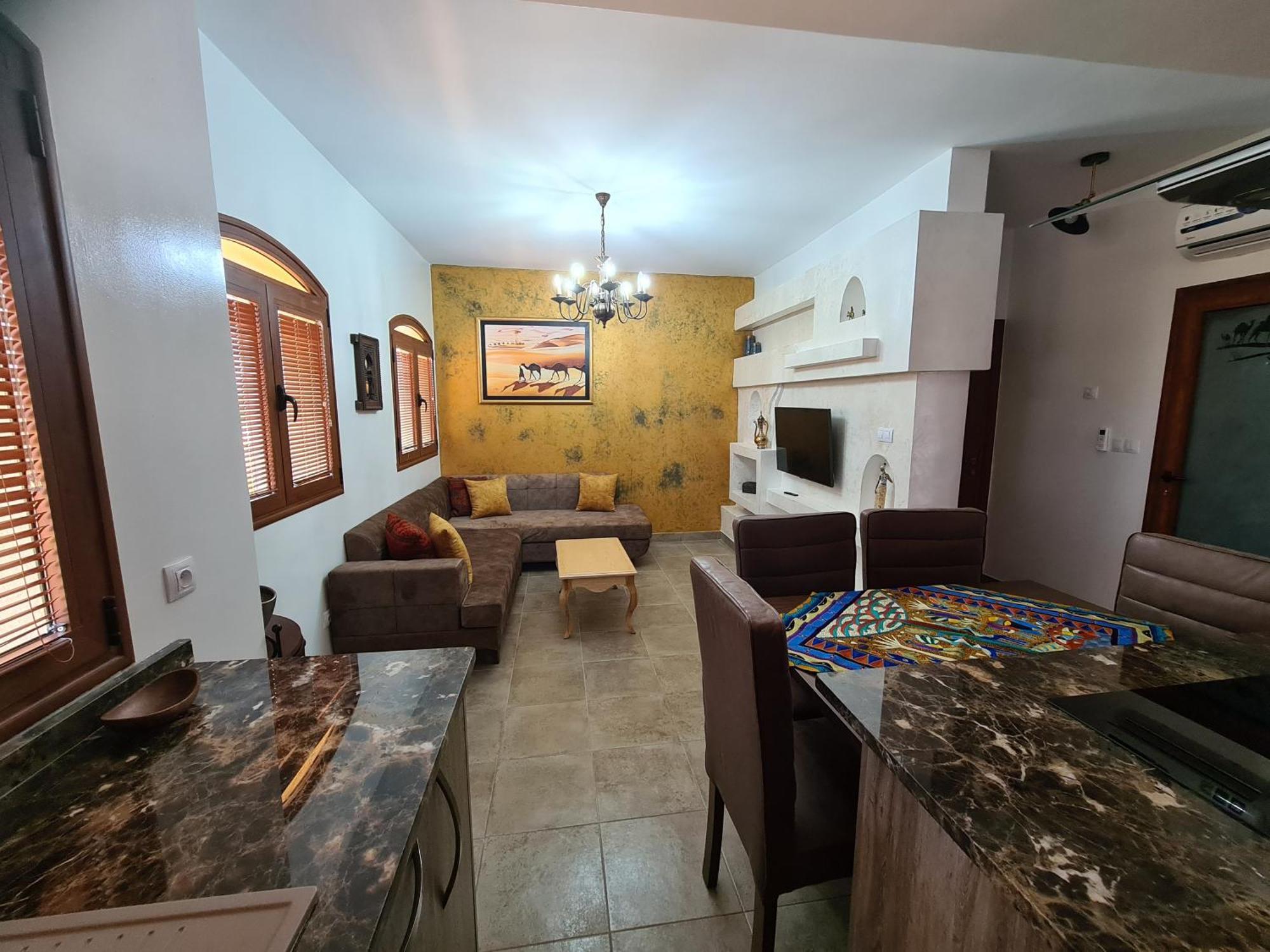 Mahdia - Baghdadi - Laourient Apartments, Restaurant, Cafe Номер фото